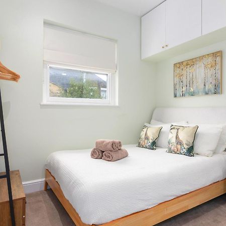 דירות Cosy Flat 5 Min From Holland Park Station! לונדון מראה חיצוני תמונה