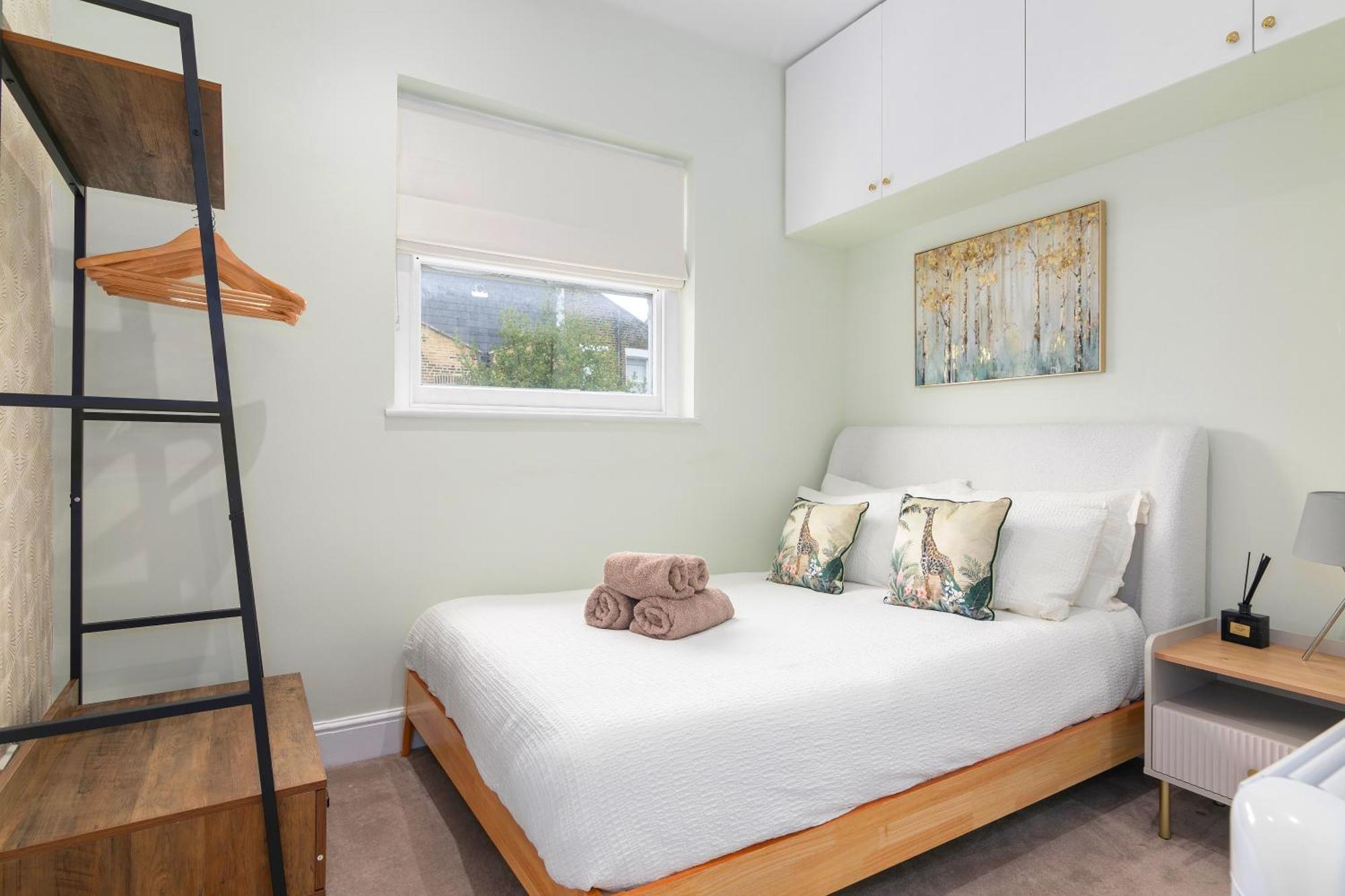 דירות Cosy Flat 5 Min From Holland Park Station! לונדון מראה חיצוני תמונה