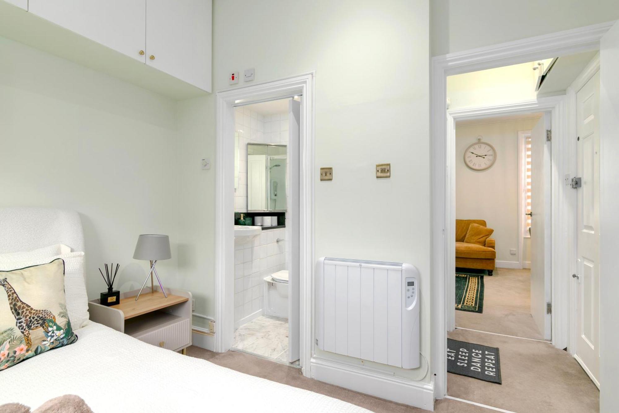 דירות Cosy Flat 5 Min From Holland Park Station! לונדון מראה חיצוני תמונה