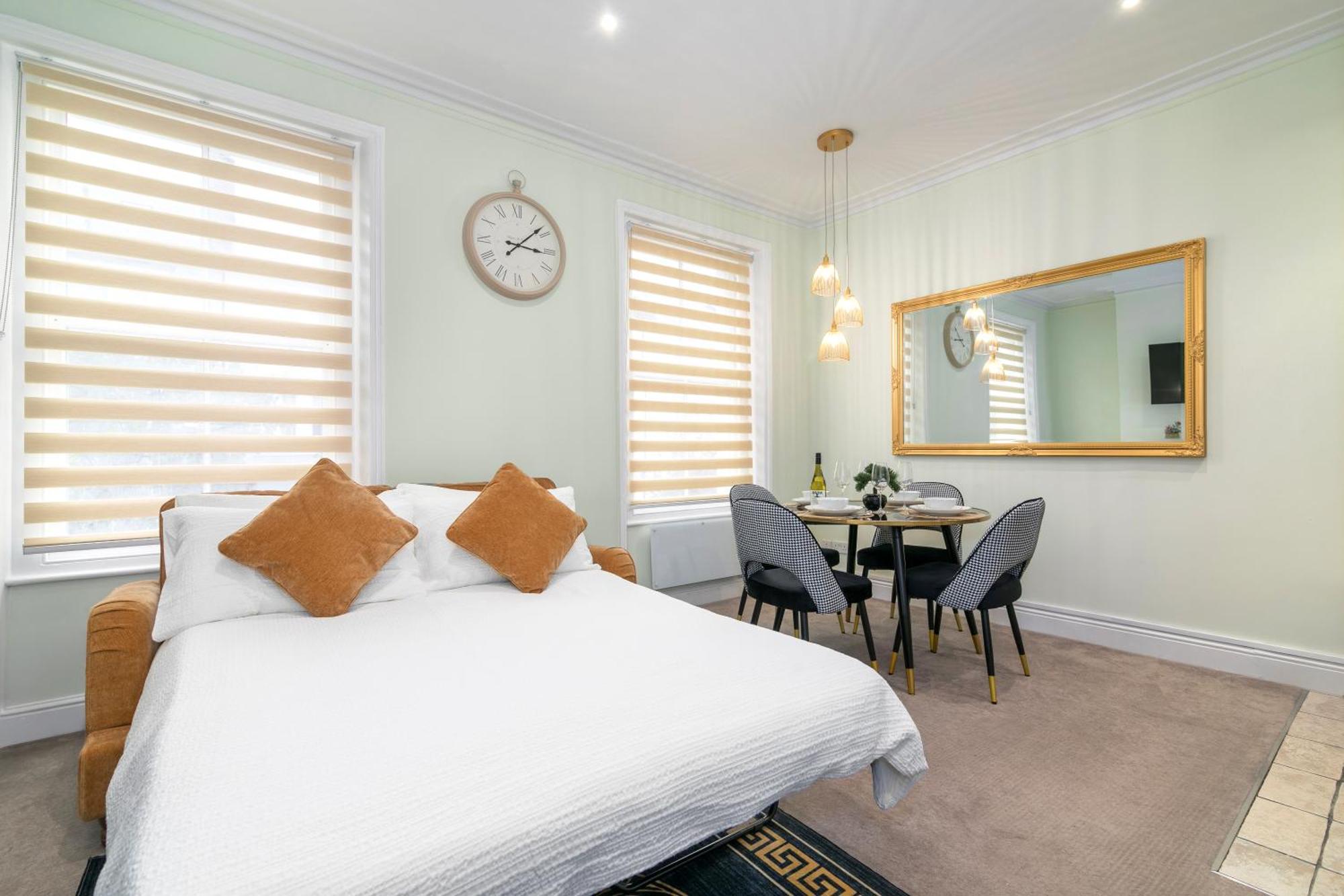 דירות Cosy Flat 5 Min From Holland Park Station! לונדון מראה חיצוני תמונה